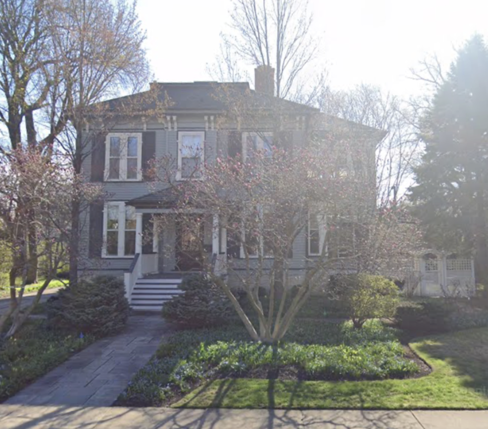 231 South Waiola